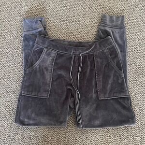 House of Harlow 1960 crushed velvet joggers